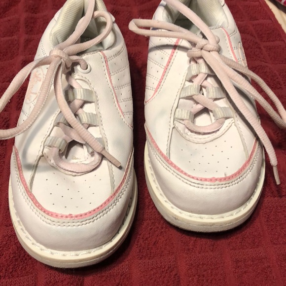 bowling shoes for girls
